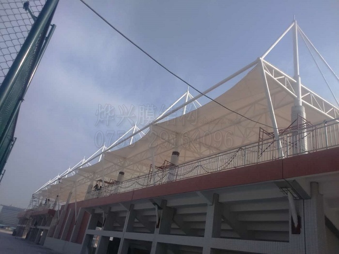 運動場張拉膜看臺-燁興膜結構 運動場張拉膜看臺_.jpg